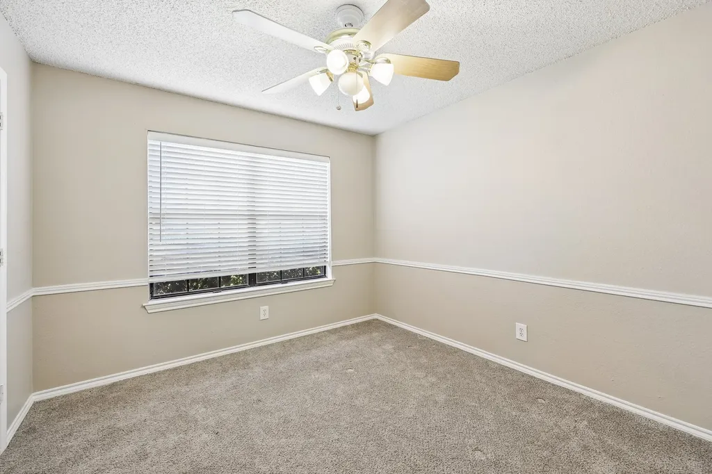 3211 Brookview Drive Corinth TX 76210
