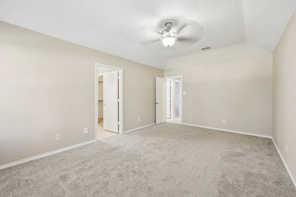 3211 Brookview Drive Corinth TX 76210