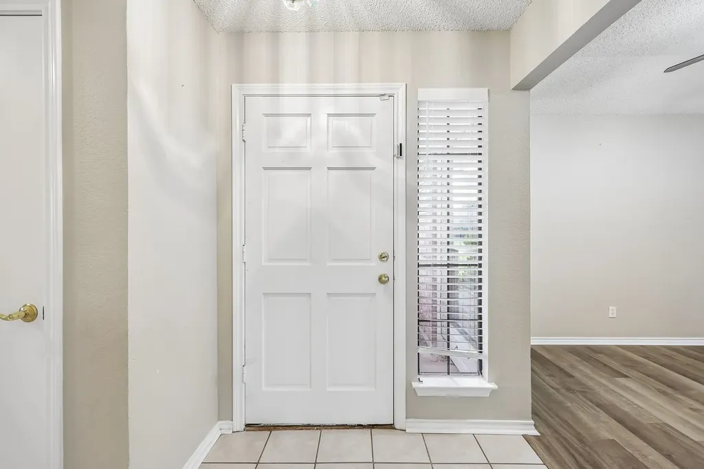 3211 Brookview Drive Corinth TX 76210