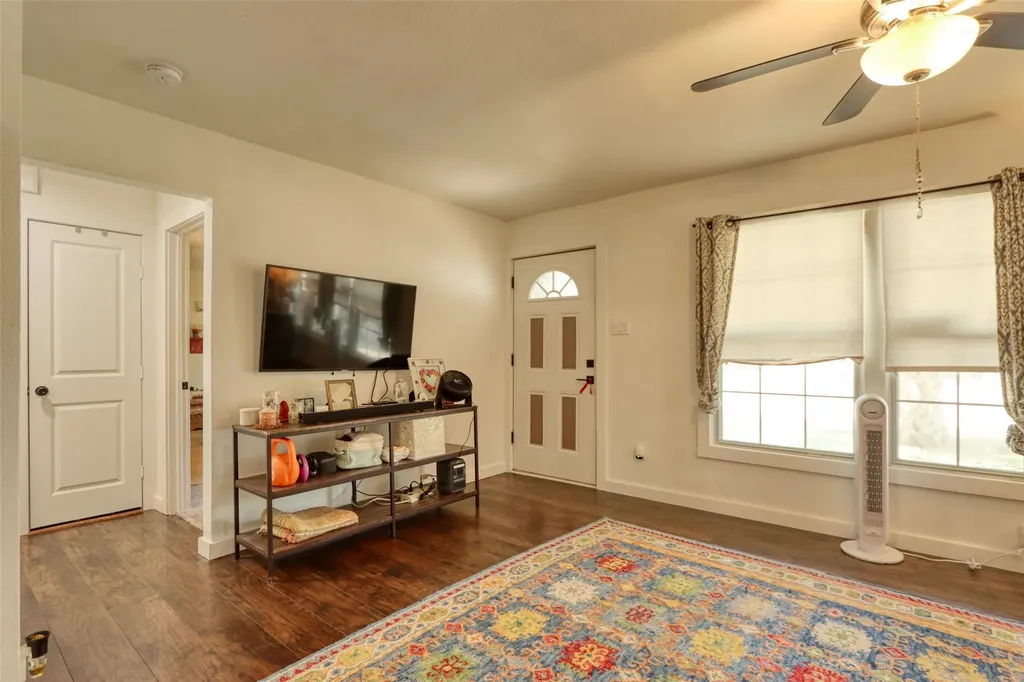3128 Fadal Avenue Waco TX 76708
