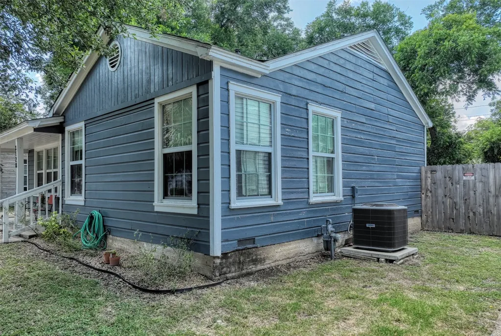 3128 Fadal Avenue Waco TX 76708