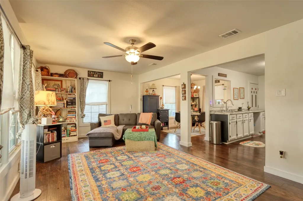 3128 Fadal Avenue Waco TX 76708