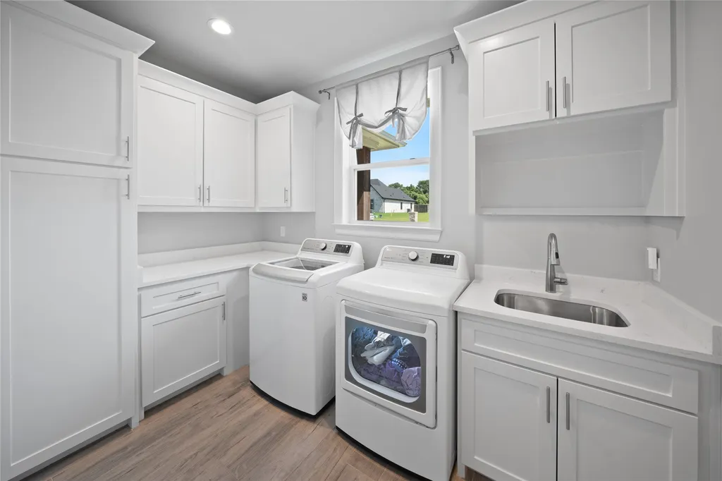 219 White N Gail Lane Bullard TX 75757
