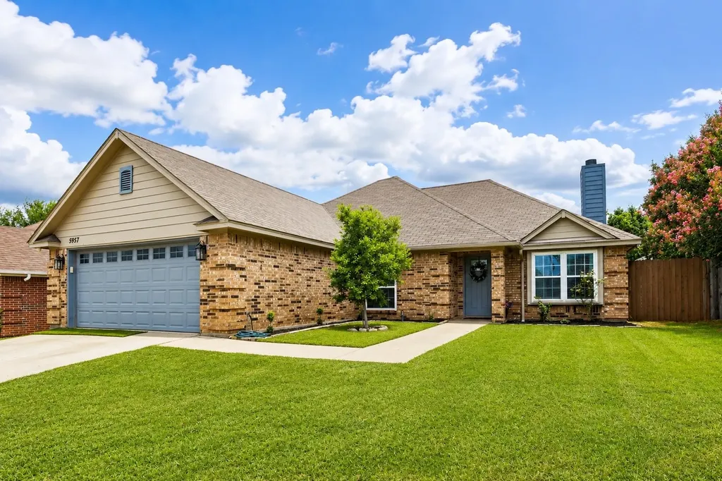 5957 Sundown Drive Watauga TX 76148