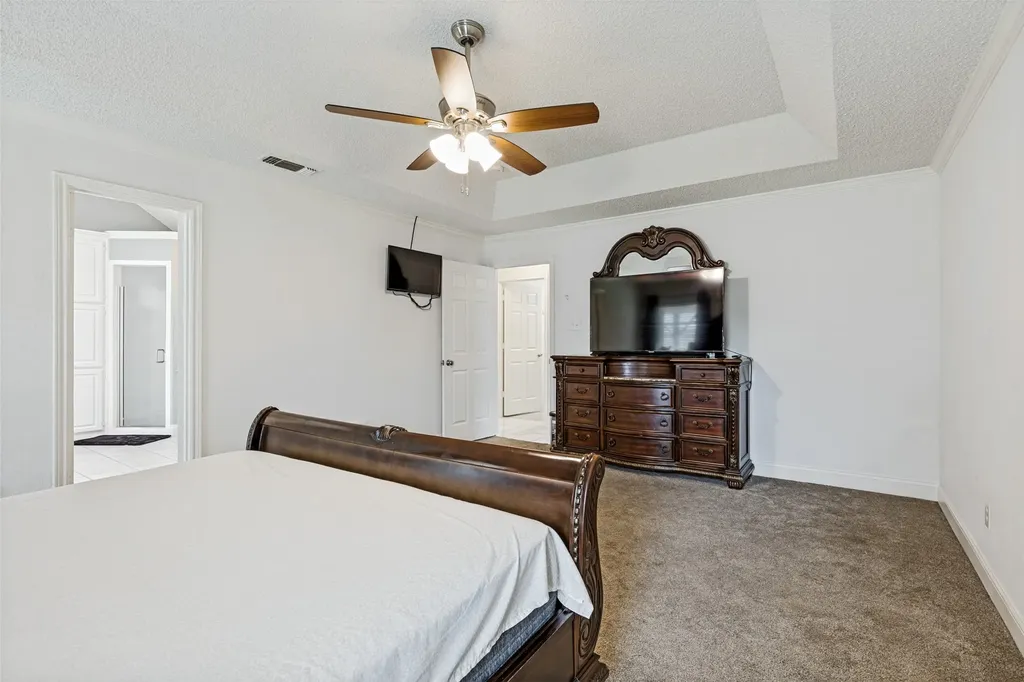 5957 Sundown Drive Watauga TX 76148
