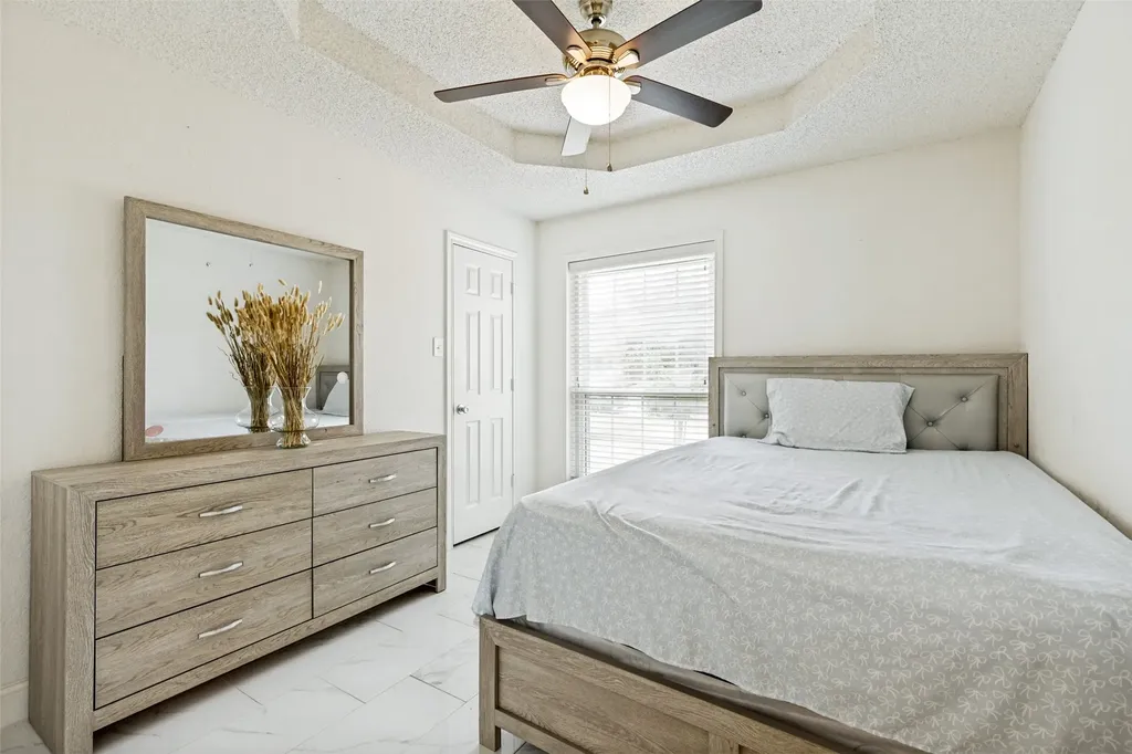 5957 Sundown Drive Watauga TX 76148
