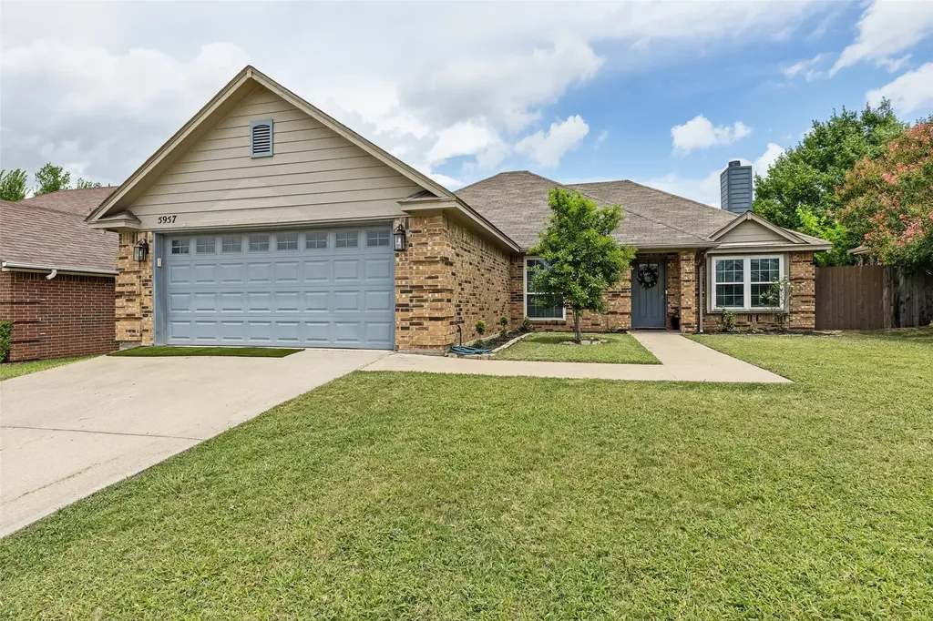 5957 Sundown Drive Watauga TX 76148