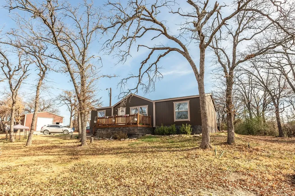 18 Pawnee Trail Nocona TX 76255