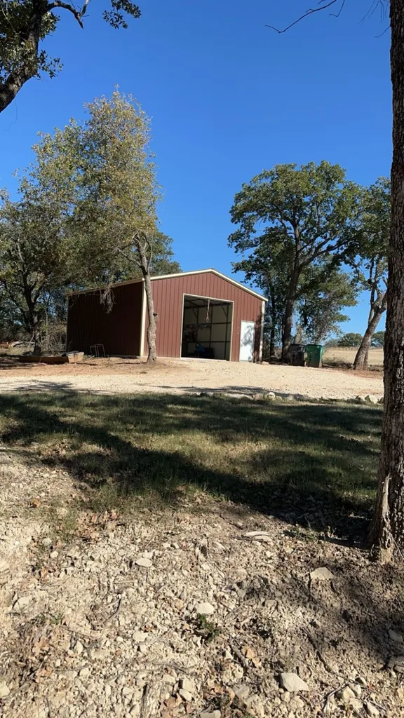 18 Pawnee Trail Nocona TX 76255