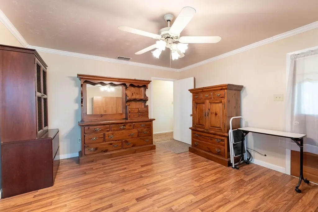 2715 Fm 857 Grand Saline TX 75140