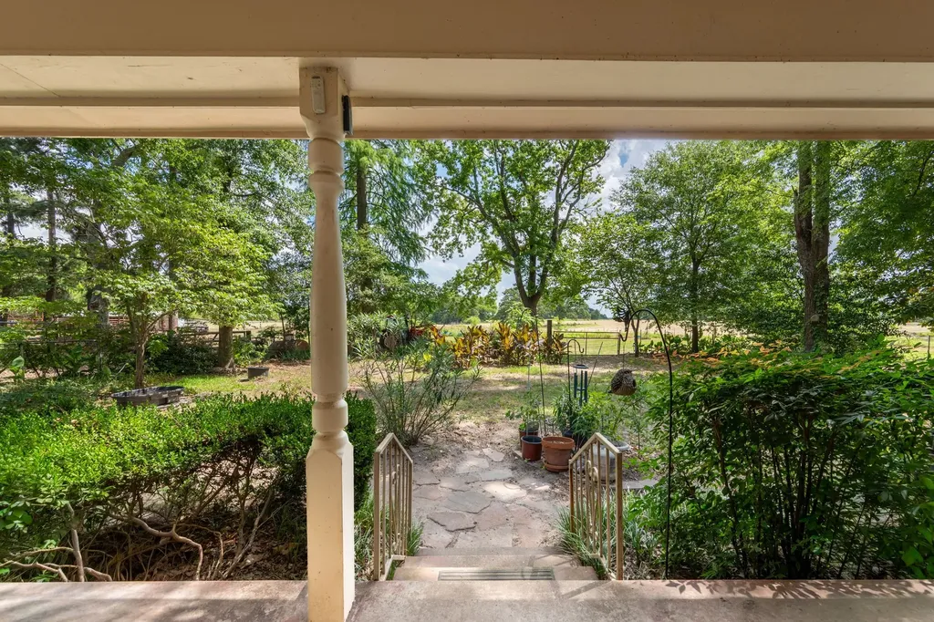 2715 Fm 857 Grand Saline TX 75140