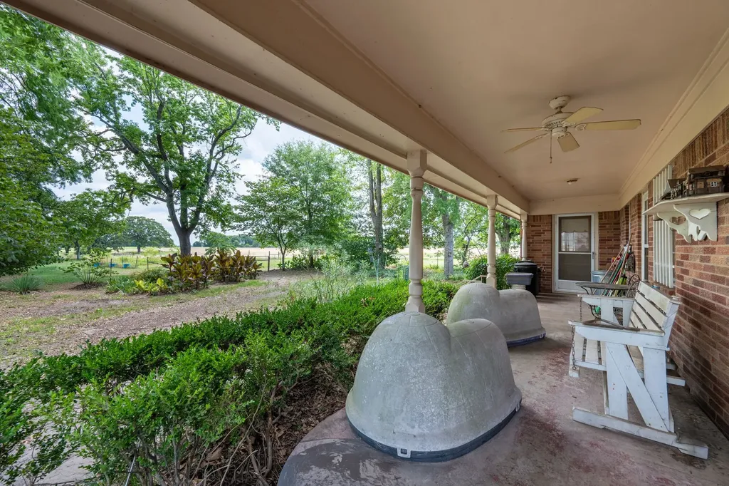 2715 Fm 857 Grand Saline TX 75140