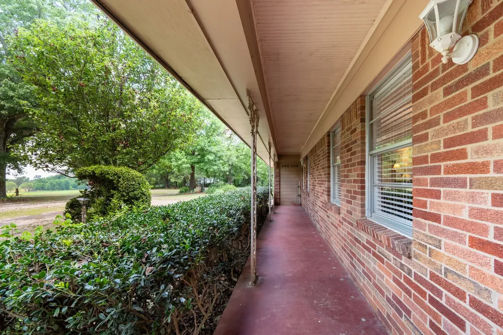2715 Fm 857 Grand Saline TX 75140