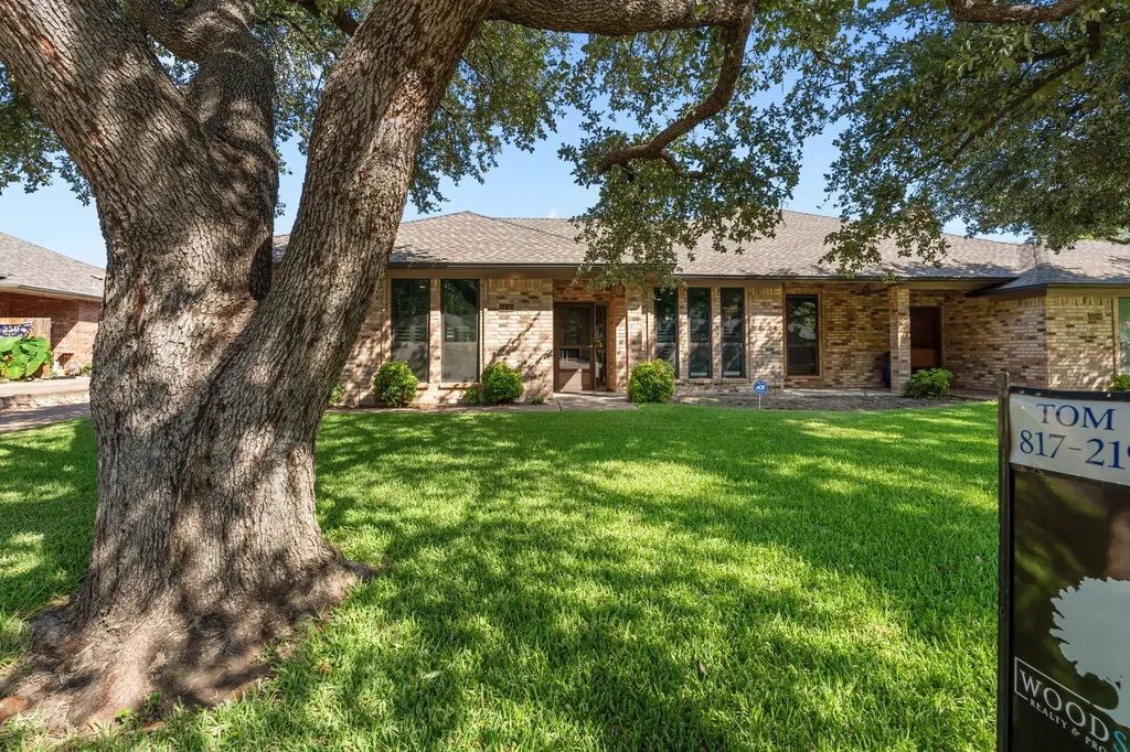 5110 Ledgestone Drive Fort Worth TX 76132