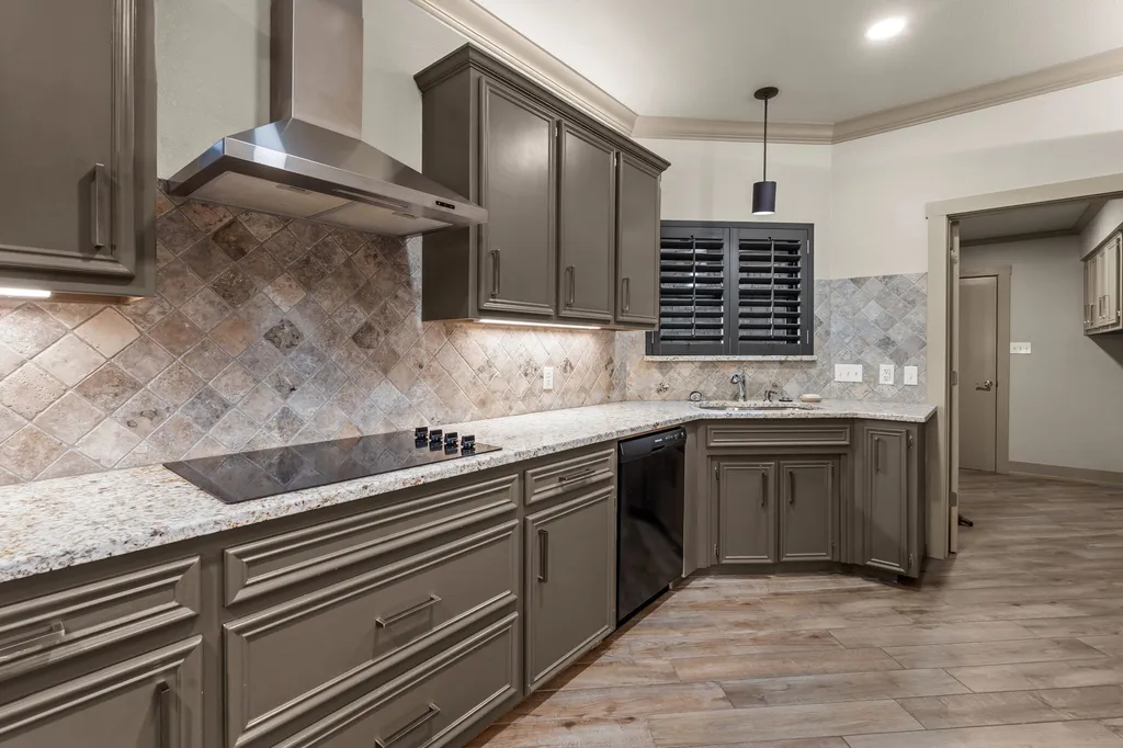 5110 Ledgestone Drive Fort Worth TX 76132