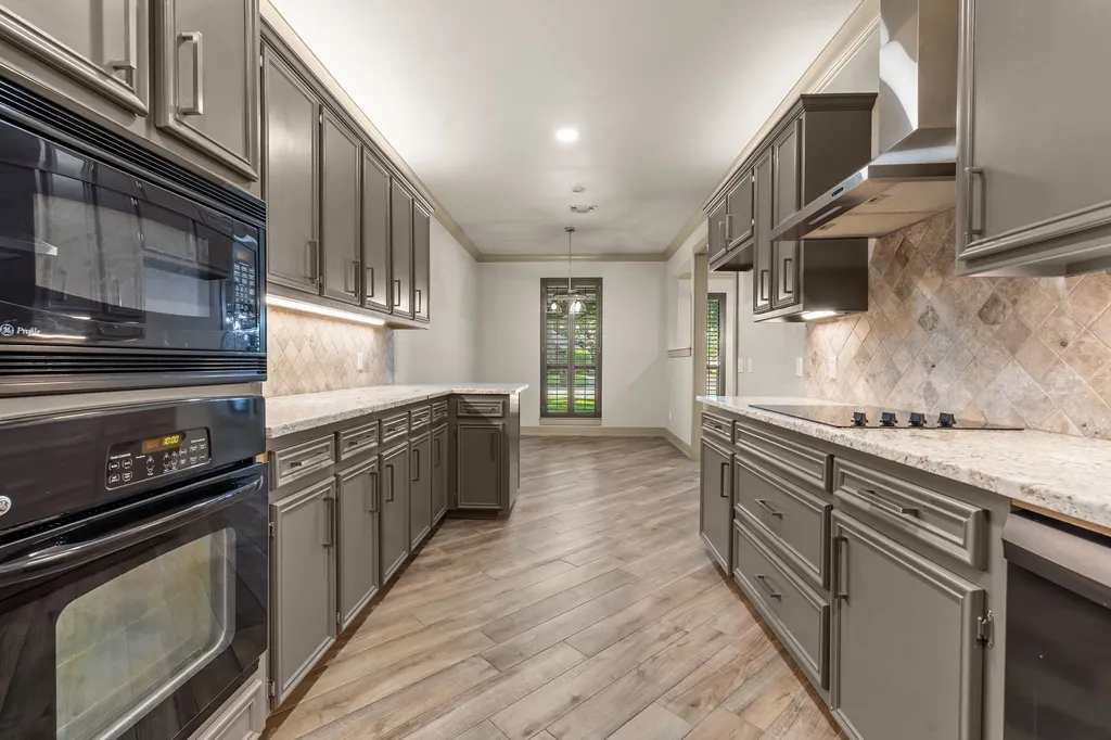 5110 Ledgestone Drive Fort Worth TX 76132