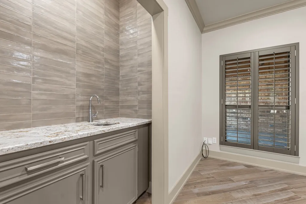 5110 Ledgestone Drive Fort Worth TX 76132