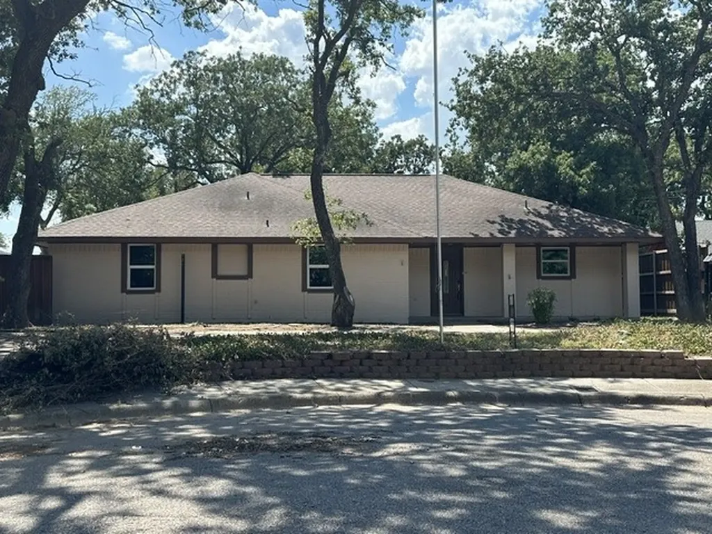 500 Bent Tree Court Irving TX 75061