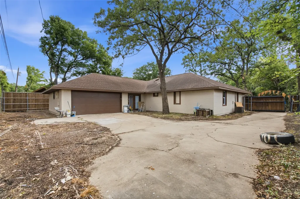 500 Bent Tree Court Irving TX 75061