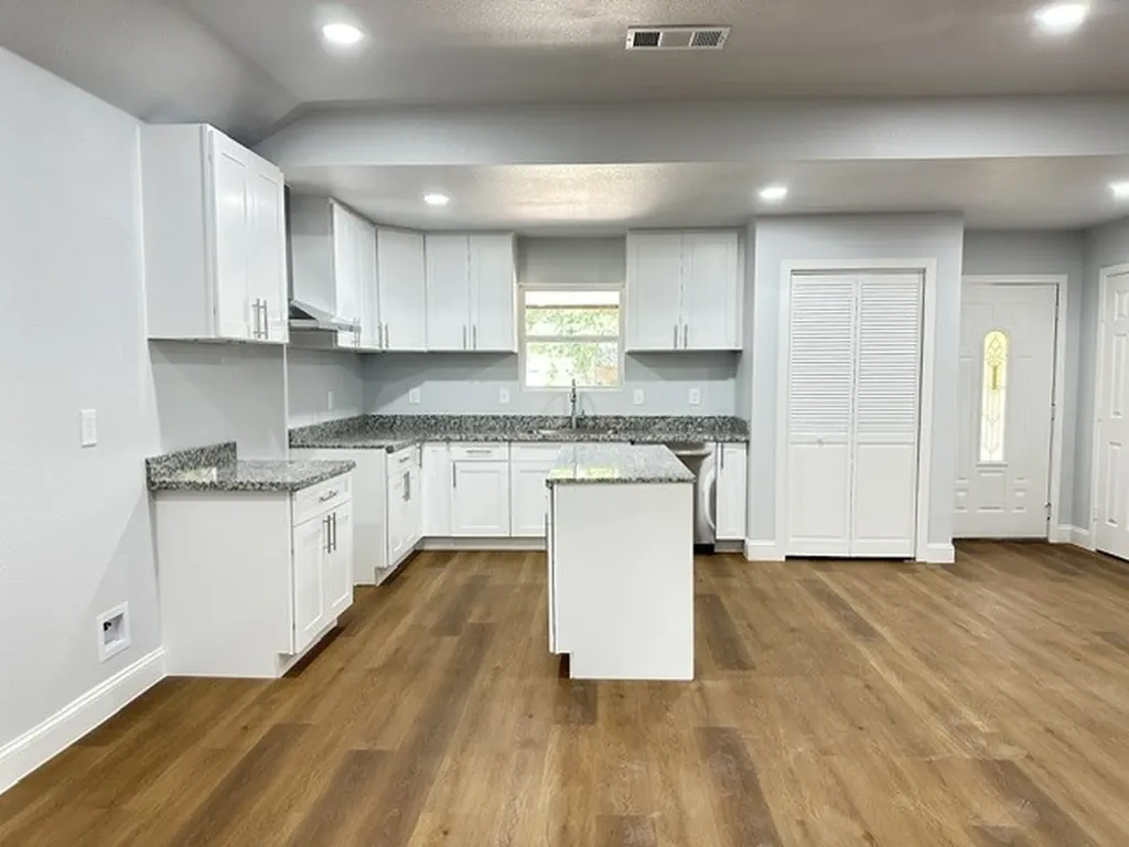 500 Bent Tree Court Irving TX 75061