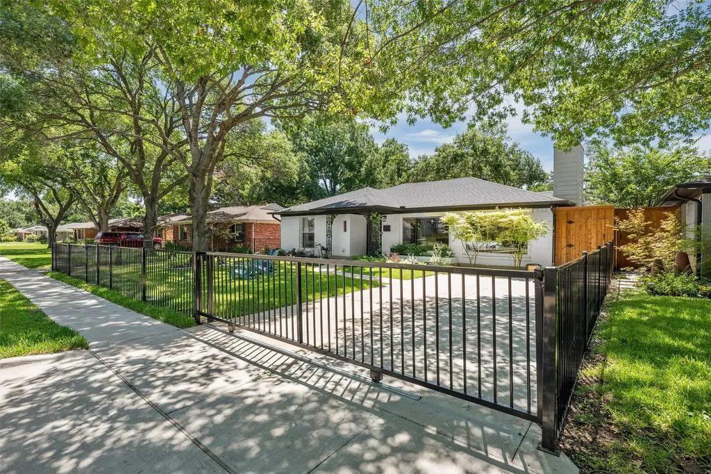 7166 Dalewood Lane Dallas TX 75214