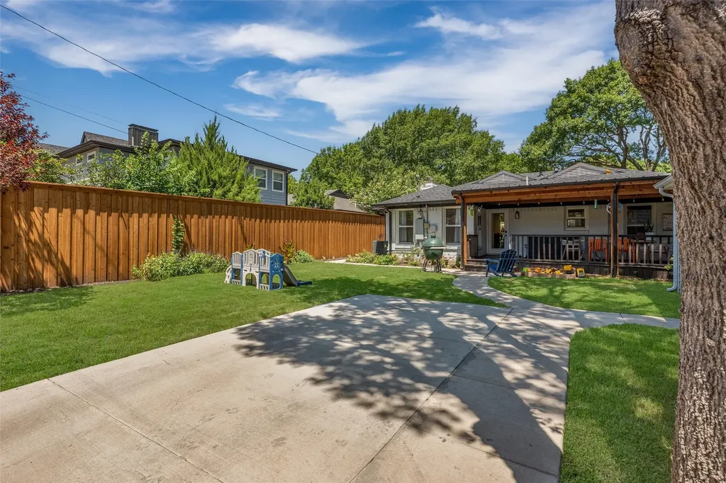 7166 Dalewood Lane Dallas TX 75214