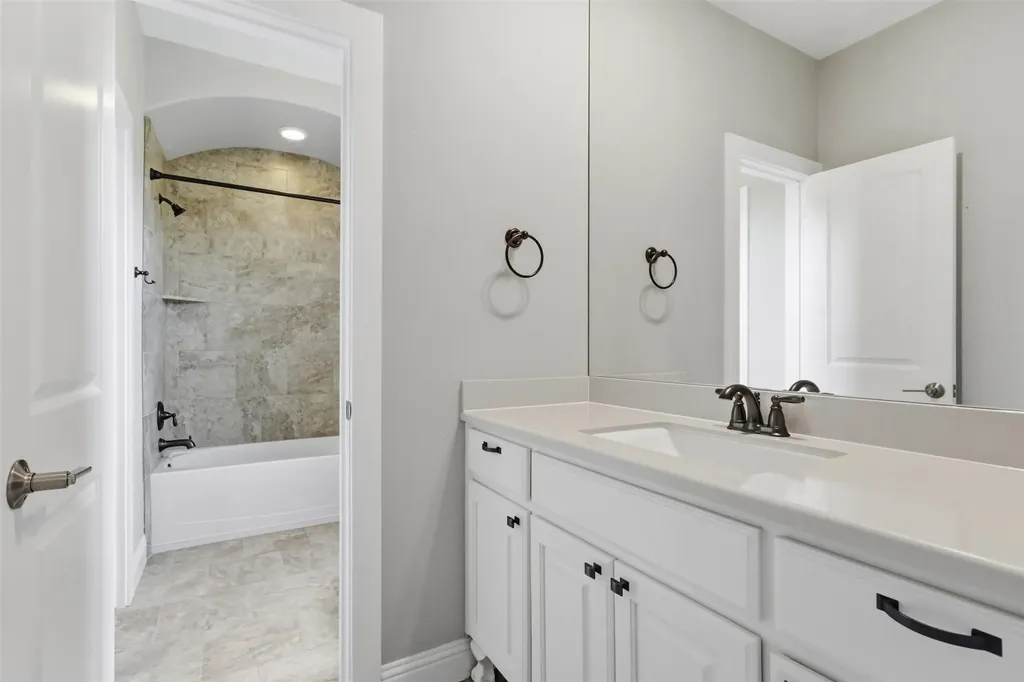 1940 Cattle Street Celina TX 75009