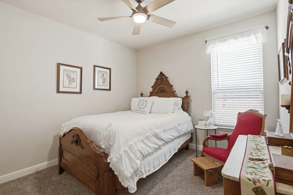 1104 Eastland Lane Weatherford TX 76087