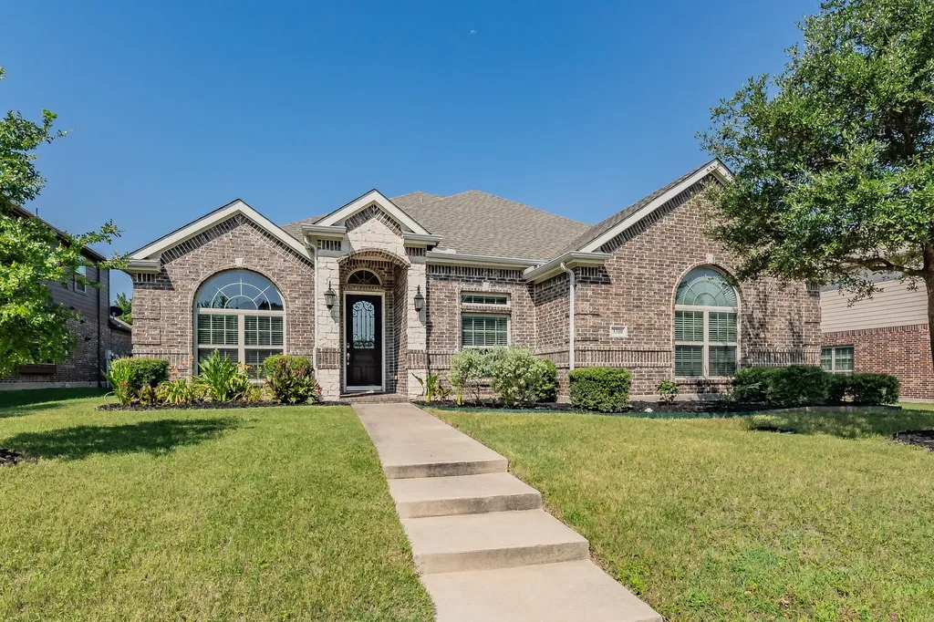 3310 Edinburgh Drive Sachse TX 75048