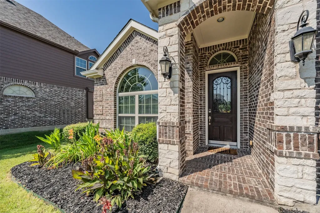 3310 Edinburgh Drive Sachse TX 75048