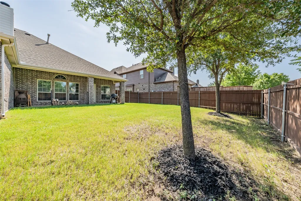 3310 Edinburgh Drive Sachse TX 75048