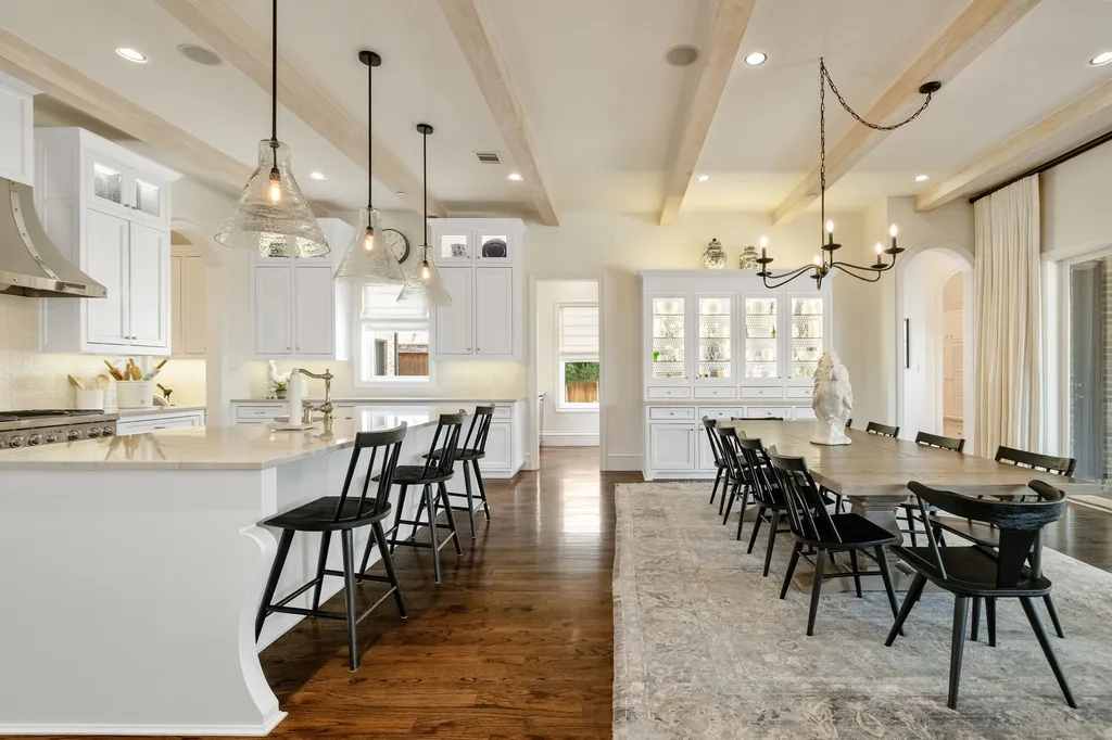 4719 Forest Lane Dallas TX 75244