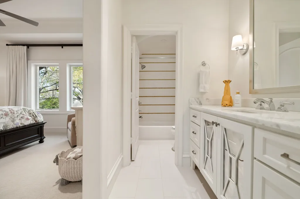 4719 Forest Lane Dallas TX 75244