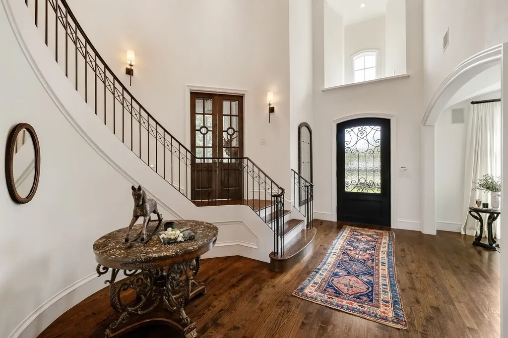 4719 Forest Lane Dallas TX 75244