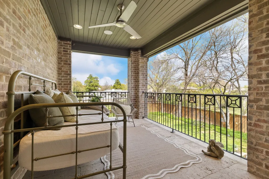 4719 Forest Lane Dallas TX 75244