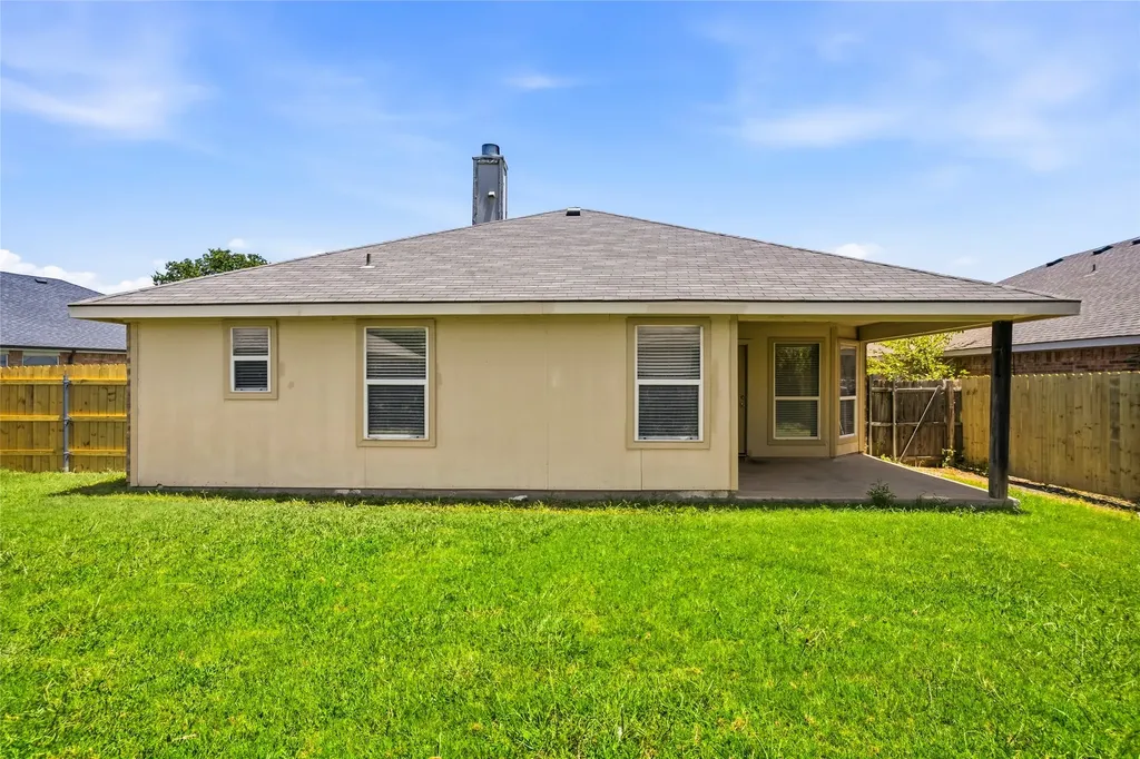 2612 Spencer Circle Royse City TX 75189