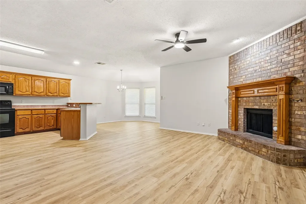 2612 Spencer Circle Royse City TX 75189