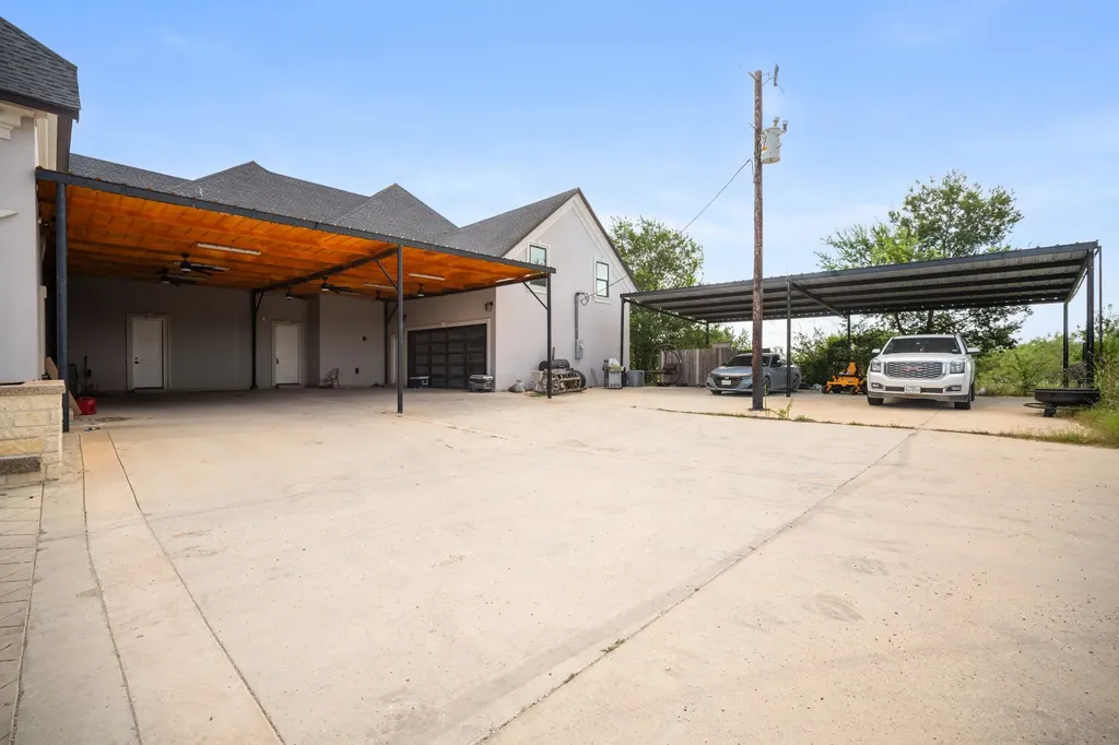 6471 NE County Road 1040 Rice TX 75155