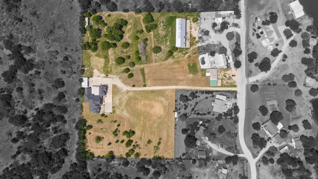 6471 NE County Road 1040 Rice TX 75155