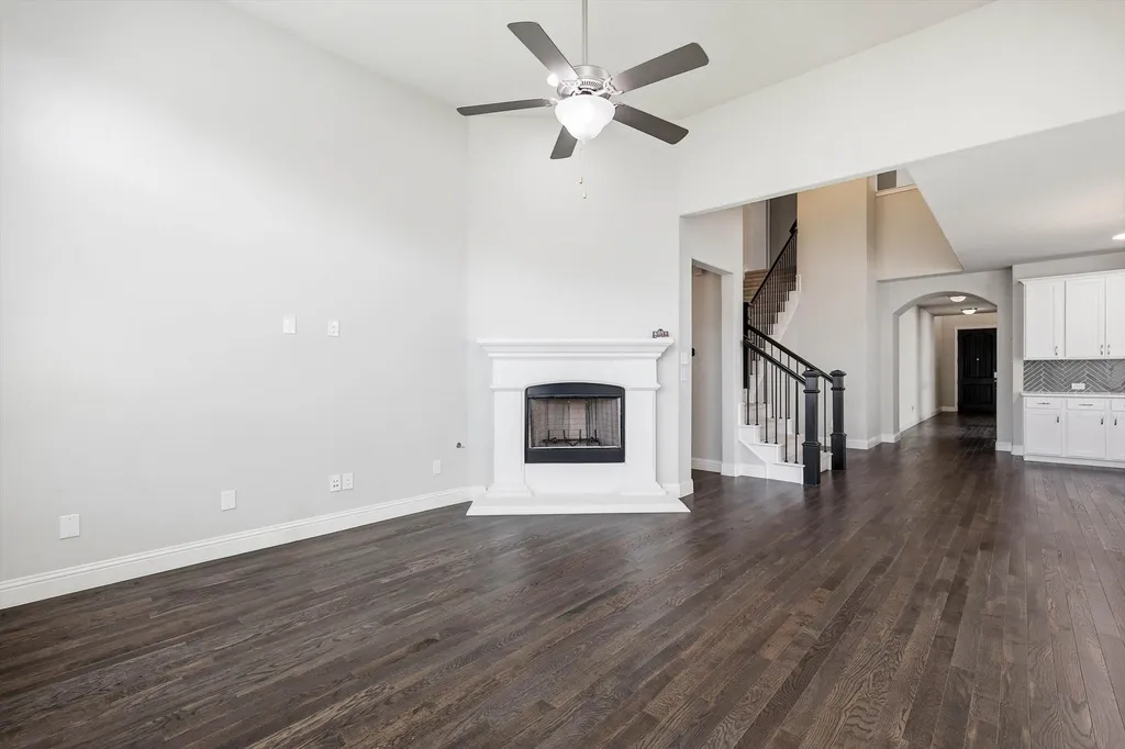 2717 Calloway Creek Drive Fort Worth TX 76118