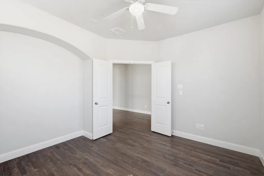 2717 Calloway Creek Drive Fort Worth TX 76118