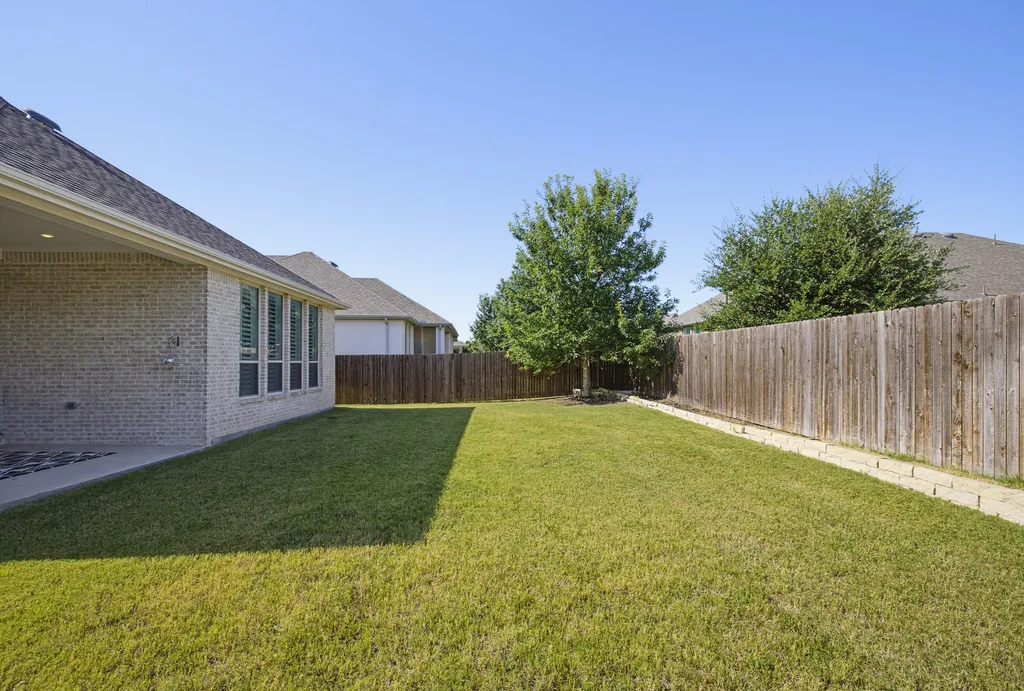 7412 Plumgrove Road Fort Worth TX 76123