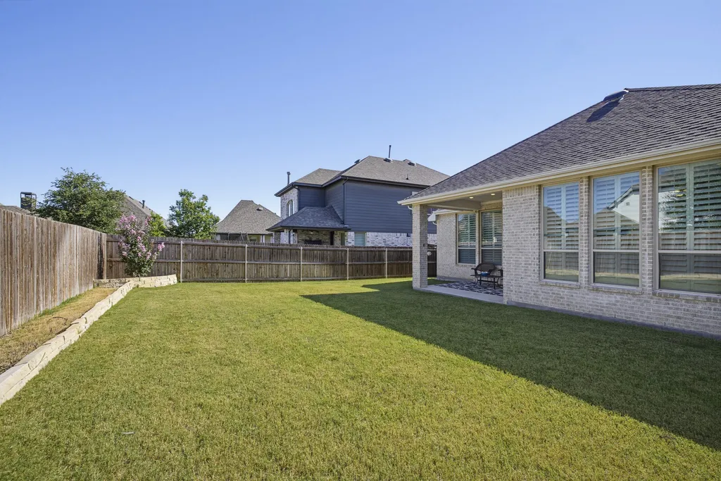 7412 Plumgrove Road Fort Worth TX 76123