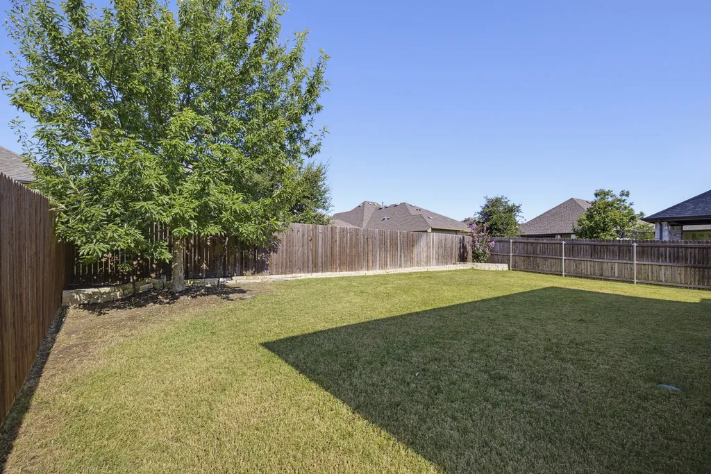 7412 Plumgrove Road Fort Worth TX 76123