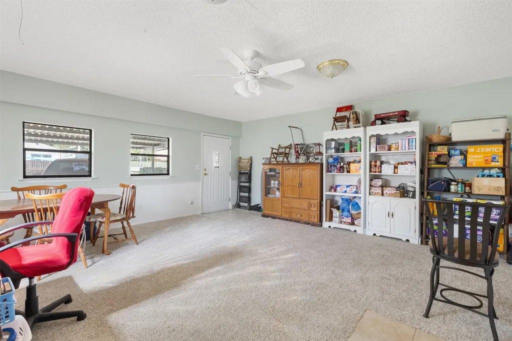 2825 Pinewood Drive Garland TX 75044