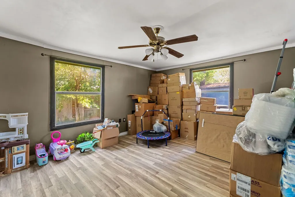 202 Fleetwood Court Arlington TX 76014