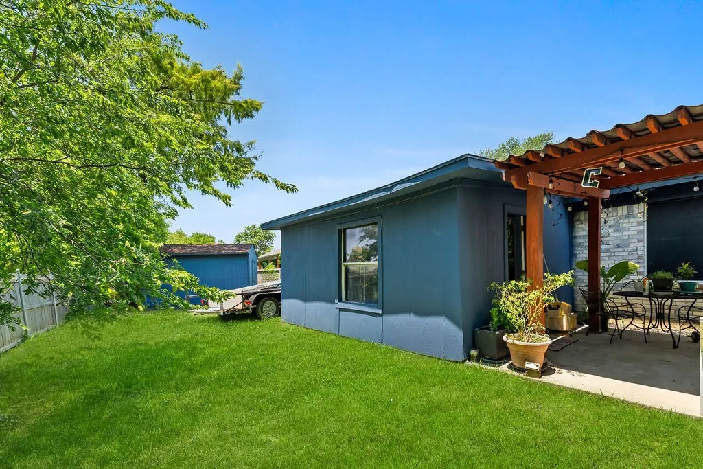 202 Fleetwood Court Arlington TX 76014
