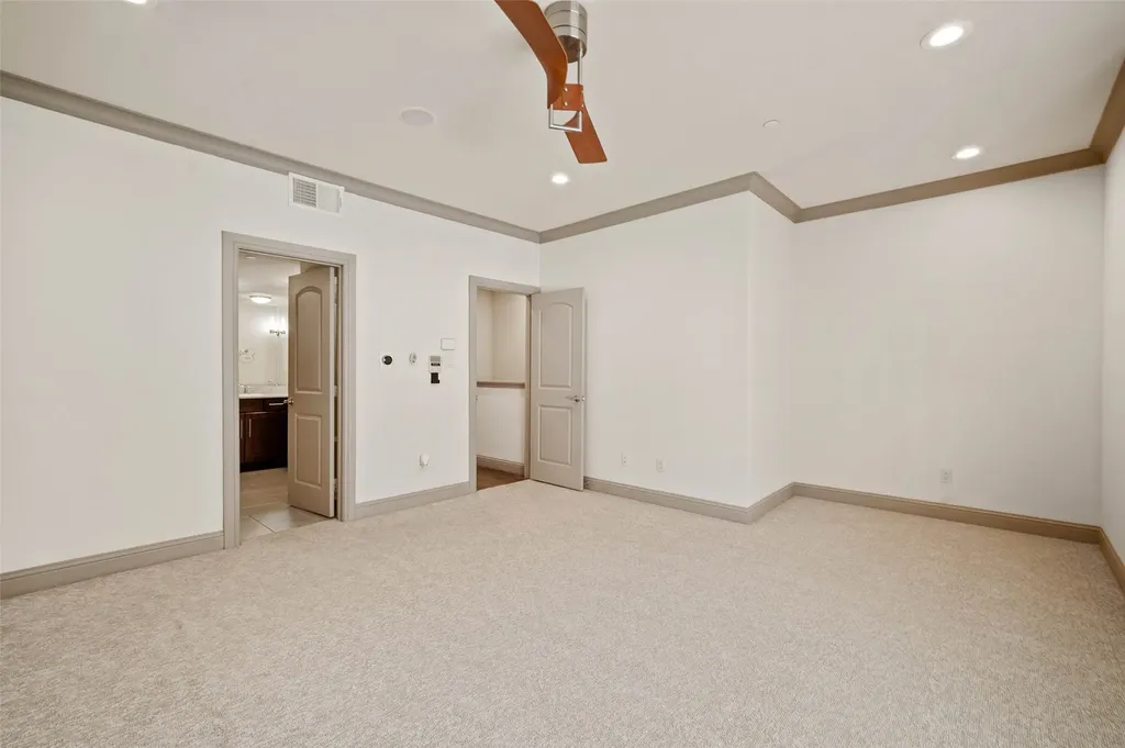 3142 Ross Avenue Dallas TX 75204