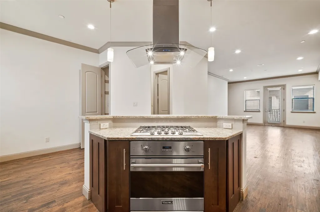 3142 Ross Avenue Dallas TX 75204
