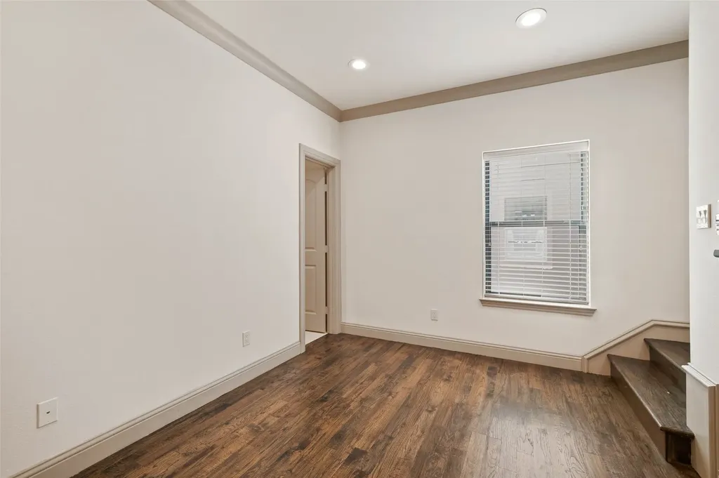 3142 Ross Avenue Dallas TX 75204